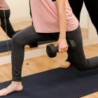 女性